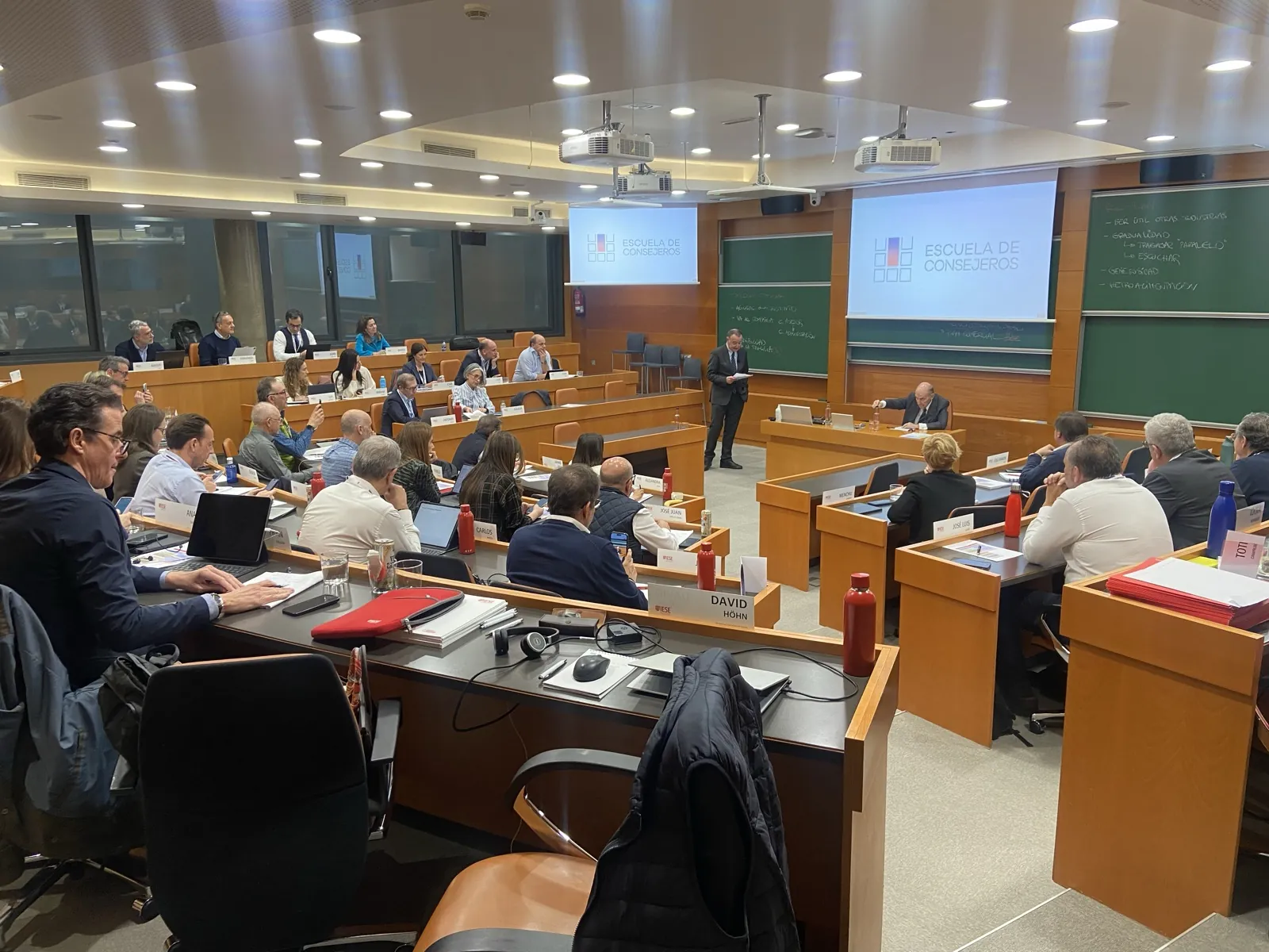 Escuela de Consejeros AED — Sesión formativa sobre gobierno corporativo 2025